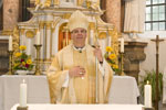 Altarweihe Langwinkl mit Bischof Stefan Oster